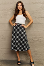 Load image into Gallery viewer, Ninexis Wide Waistband Knee Length Skirt