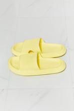 Load image into Gallery viewer, MMShoes Arms Around Me Open Toe Slide in Yellow