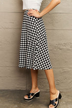 Load image into Gallery viewer, Ninexis Wide Waistband Knee Length Skirt