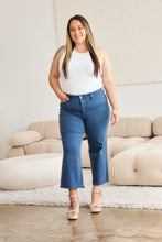 Load image into Gallery viewer, RFM Full Size Tummy Control High Waist Raw Hem Jeans
