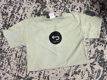 Load image into Gallery viewer, God's Got My Back Short-Sleeve Tee
