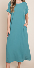 Load image into Gallery viewer, Airflow Maxi Dress with Pockets
