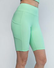 Load image into Gallery viewer, Ribbed Biker Shorts with Pockets
