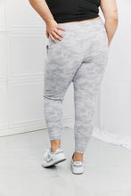 Load image into Gallery viewer, Leggings Depot On The Go Full Size Slim Fit Joggers
