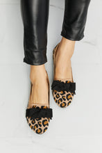 Load image into Gallery viewer, Forever Link Leopard Bow Detail Flats
