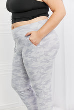 Load image into Gallery viewer, Leggings Depot On The Go Full Size Slim Fit Joggers

